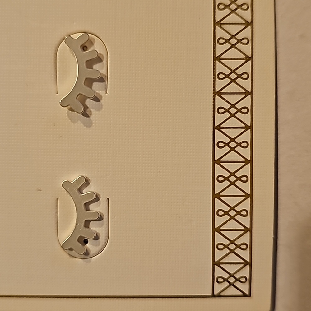 MICHELLE MCDOWELL NWT Silver eyelash earrings modern unique - Picture 4 of 8